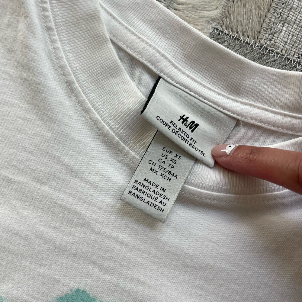 H&M “Sunshine” T-shirt 🌞 - Picture 3 of 4